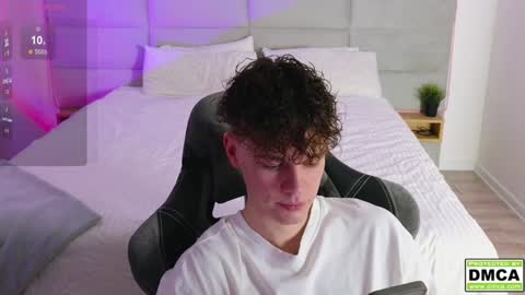 Thomas -  online show from January 26, 9:29 pm