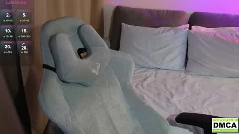 Thomas -  online show from November 10, 7:46 pm