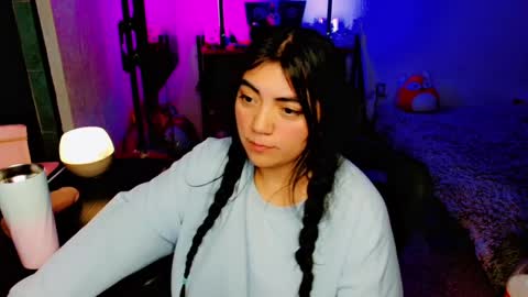 Snapshot of cuteambervi chatting on January 17, 1:47 am Princess Amber online show from January 17, 1:47 am