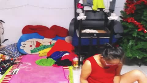 Snapshot of cuteandsexyone chatting on January 9, 10:41 pm CuteAndSexyOne  Na and Brian online show from January 9, 10:41 pm