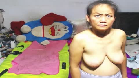 Snapshot of cuteandsexyone chatting on February 2, 5:37 pm CuteAndSexyOne  Na and Brian online show from February 2, 5:37 pm