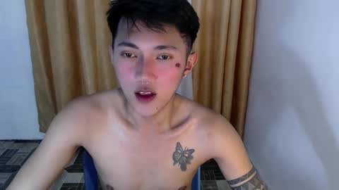 Snapshot of cuteasiancock98 chatting on January 3, 1:36 pm Steph online show from January 3, 1:36 pm