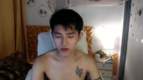 Snapshot of cuteasiancock98 chatting on February 24, 3:12 am Steph online show from February 24, 3:12 am