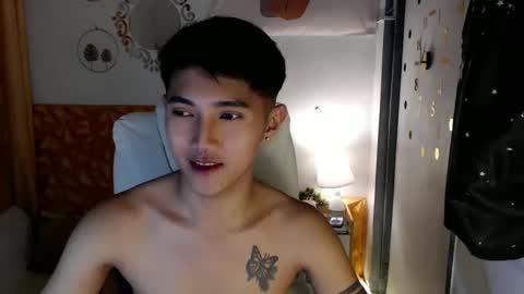 Snapshot of cuteasiancock98 chatting on March 5, 4:57 pm Steph online show from March 5, 4:57 pm