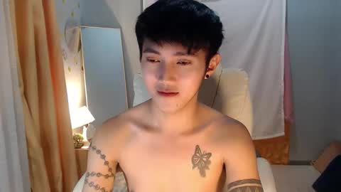 Snapshot of cuteasiancock98 chatting on October 17, 6:54 pm Steph online show from October 17, 6:54 pm