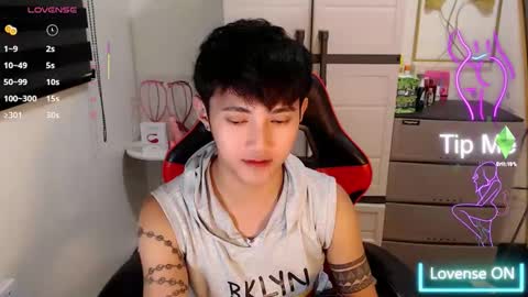 Steph online show from March 25, 2:56 pm