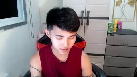 Steph online show from April 2, 2:04 pm