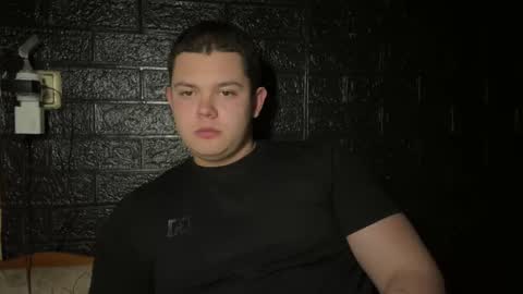 Snapshot of cutebutnaughty_ chatting on January 5, 9:29 pm Alex online show from January 5, 9:29 pm