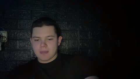 Snapshot of cutebutnaughty_ chatting on January 6, 9:39 pm Alex online show from January 6, 9:39 pm