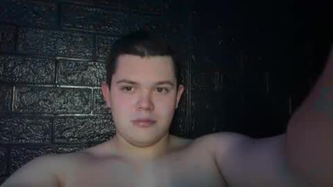 Snapshot of cutebutnaughty_ chatting on January 8, 9:39 pm Alex online show from January 8, 9:39 pm