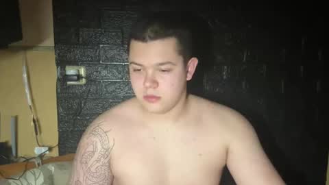 Snapshot of cutebutnaughty_ chatting on February 6, 9:40 pm Alex online show from February 6, 9:40 pm