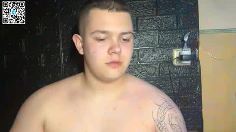 Snapshot of cutebutnaughty_ chatting on March 18, 9:07 pm Alex online show from March 18, 9:07 pm