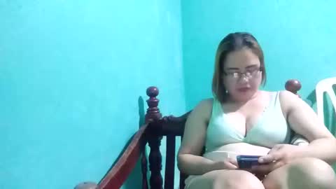 Snapshot of cutechey06 chatting on January 15, 11:08 pm Sky online show from January 15, 11:08 pm