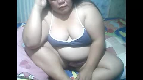 Snapshot of cutechubbyasian chatting on April 21, 2:34 pm cutechubbyasian online show from April 21, 2:34 pm