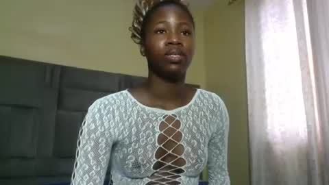 Snapshot of cuteebony16 chatting on July 8, 1:59 pm tawi online show from July 8, 1:59 pm
