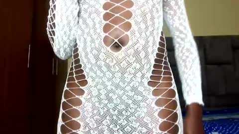 Snapshot of cuteebony16 chatting on July 9, 2:04 am tawi online show from July 9, 2:04 am