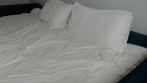 Snapshot of cuteemouse chatting on December 28, 1:59 pm Anna online show from December 28, 1:59 pm