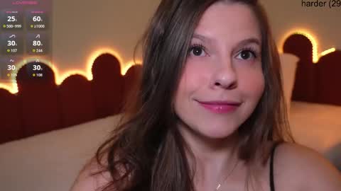 Snapshot of cutefacebigass chatting on May 23, 6:45 pm Mia online show from May 23, 6:45 pm