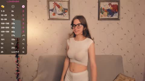 Melisa online show from November 8, 7:45 pm