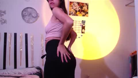 haome online show from February 12, 9:54 pm