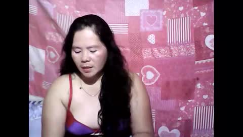 Snapshot of cutehornymom chatting on June 3, 7:19 pm cutehornymom online show from June 3, 7:19 pm
