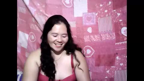 Snapshot of cutehornymom chatting on June 5, 4:13 pm cutehornymom online show from June 5, 4:13 pm