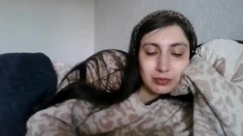 cutekattie online show from April 9, 6:52 am