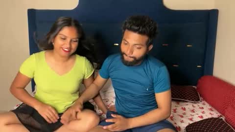 Snapshot of cutemahi chatting on April 26, 10:18 pm cutemahi online show from April 26, 10:18 pm