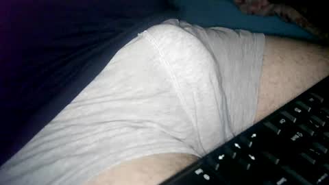 Snapshot of cuteman88 chatting on June 18, 8:35 pm Cuteman online show from June 18, 8:35 pm