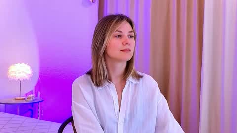 cutemirage online show from February 7, 2:43 pm