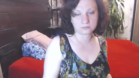 Snapshot of cutemoan chatting on June 6, 9:41 pm Rita online show from June 6, 9:41 pm