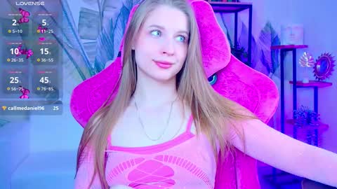 Rina online show from March 11, 8:20 am