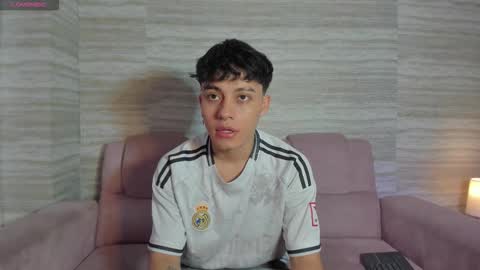 cutenaked_ online show from December 14, 11:37 am