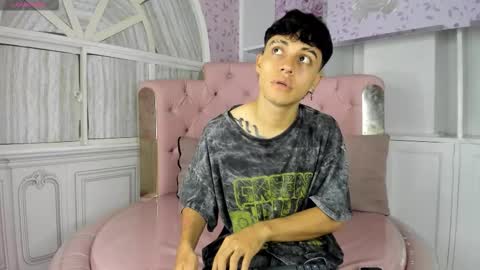 cutenaked_ online show from March 12, 11:27 am