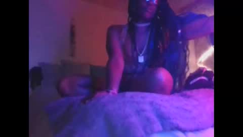 mary mack online show from March 26, 2:50 am