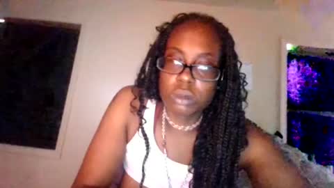 Snapshot of cuteshotkiki chatting on August 2, 2:04 pm mary mack online show from August 2, 2:04 pm