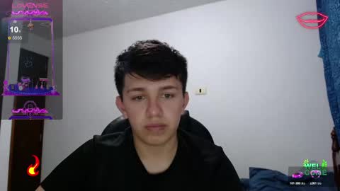 Snapshot of cutesmith_04 chatting on February 16, 12:19 am smith online show from February 16, 12:19 am