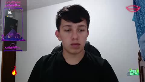 Snapshot of cutesmith_04 chatting on February 16, 3:26 am smith online show from February 16, 3:26 am