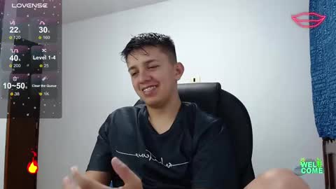 Snapshot of cutesmith_04 chatting on February 24, 2:51 am smith online show from February 24, 2:51 am