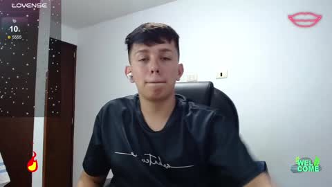 Snapshot of cutesmith_04 chatting on February 24, 5:54 am smith online show from February 24, 5:54 am