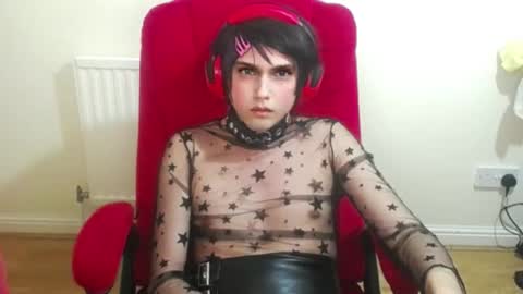 cutest_princess online show from November 4, 11:48 pm