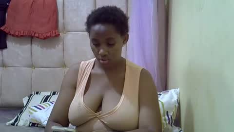 Snapshot of cutestebony1 chatting on March 24, 5:12 am cutestebony1 online show from March 24, 5:12 am
