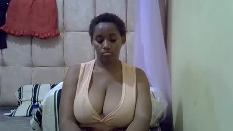 Snapshot of cutestebony1 chatting on March 24, 6:46 pm cutestebony1 online show from March 24, 6:46 pm