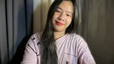 Snapshot of cutestgurl_ chatting on May 28, 6:00 am cute online show from May 28, 6:00 am
