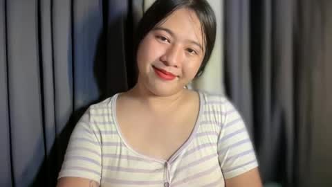 Snapshot of cutestgurl_ chatting on May 31, 2:31 am cute online show from May 31, 2:31 am