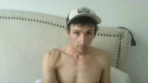 Snapshot of cutewaldo chatting on October 21, 10:32 pm cutewaldo online show from October 21, 10:32 pm