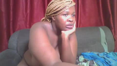 cutey_mellanin online show from January 31, 9:48 pm