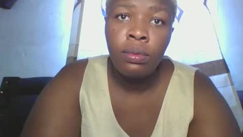 cutey_mellanin online show from October 20, 8:15 am