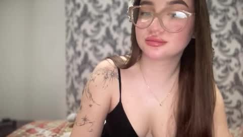CuteAnn online show from February 5, 3:27 pm