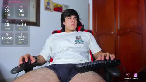 Snapshot of cuteznowyy chatting on December 9, 12:12 am Ask me online show from December 9, 12:12 am